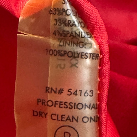 Calvin Klein Red Formal Classy Midi Length Sheath Fitted Ruffle Front Size 8 - Picture 9 of 11